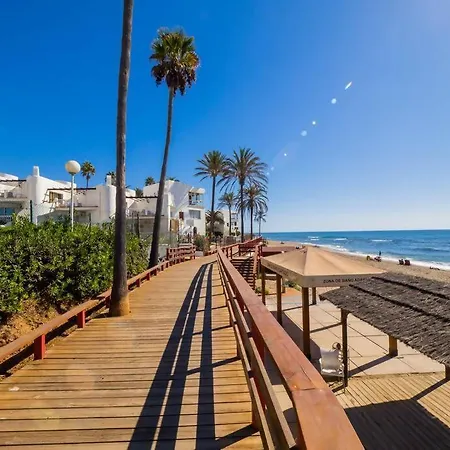 Sr La Cornisa Calahonda 2 Bedrooms With Sea View